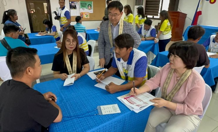 홍천군, 필리핀 현장에서 우수한 외국인 계절근로자 직접 선발