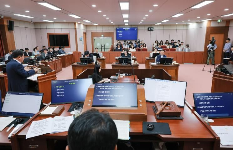 증평군의회 정례회 기간 중 군정질문 실시