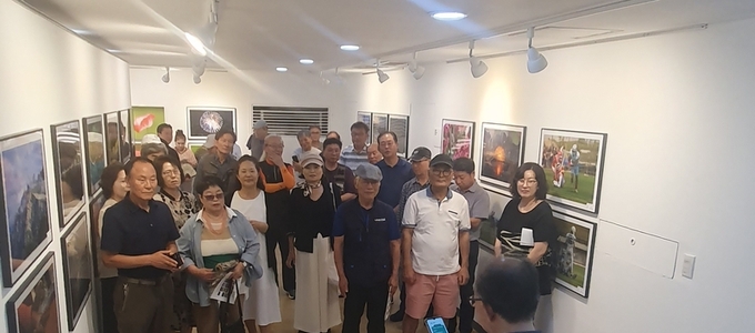 사)한국디지털사진가협회 인천지부 서구지회 사진전 열어