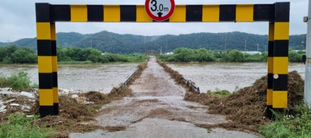 진위천 세월교 현장