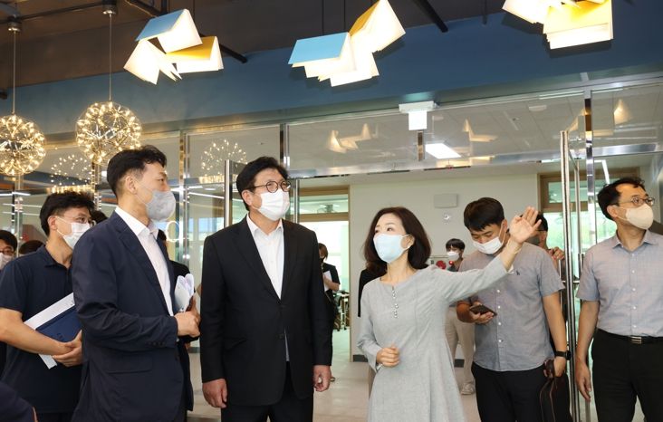 도성훈 인천광역시교육감,9월 개교 이음초등학교 점검