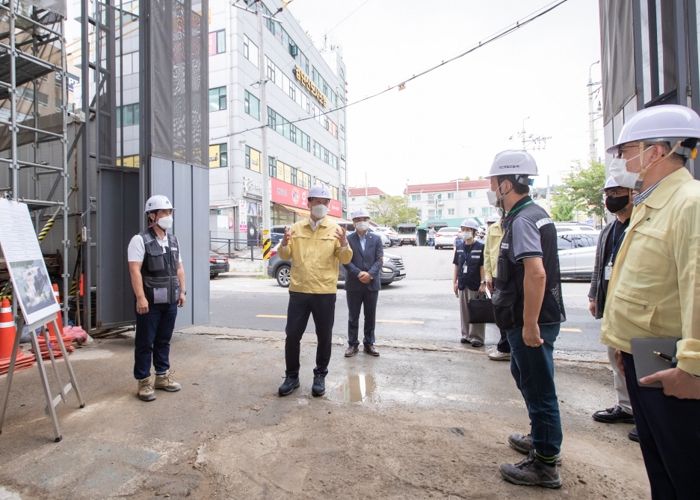 강범석 서구청장, 중대재해예방 위한 공사 현장점검