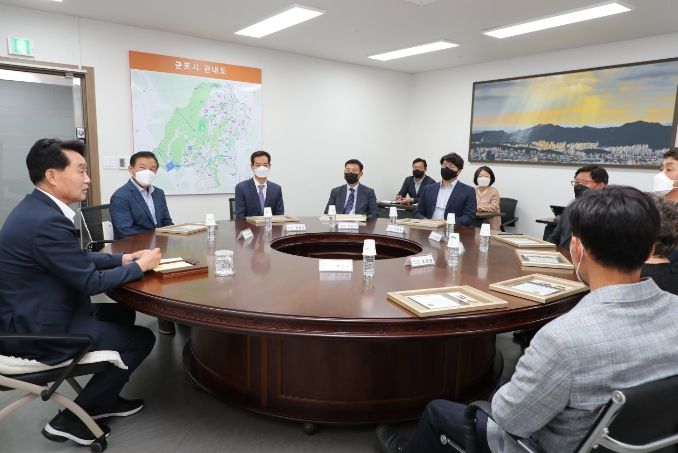 표창수여식 이후 간담회