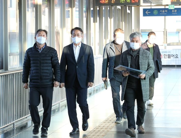 이동환 시장이 대곡역을 방문해 긴급 안전점검에 나섰다.