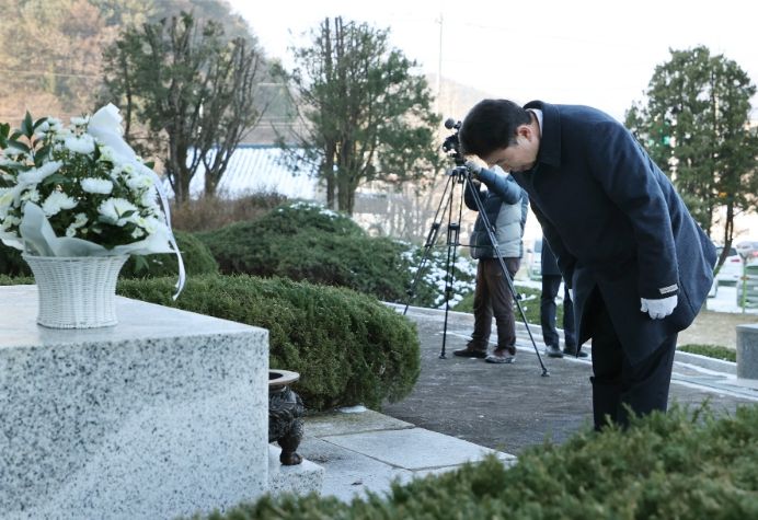 가평군, 2023년 계묘년 새해 현충탑 참배로 첫 업무 시작