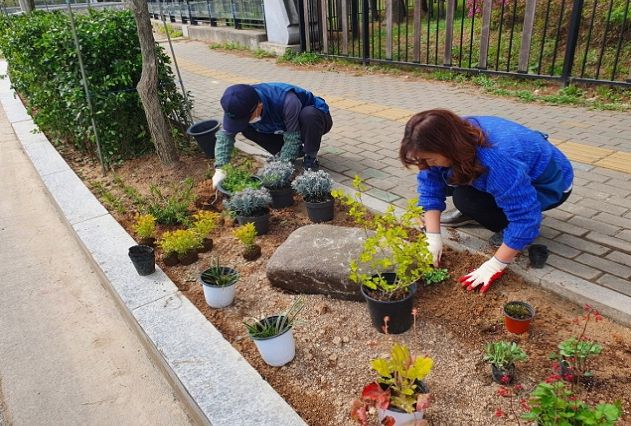 보행자 위한 녹색쉼터 조성